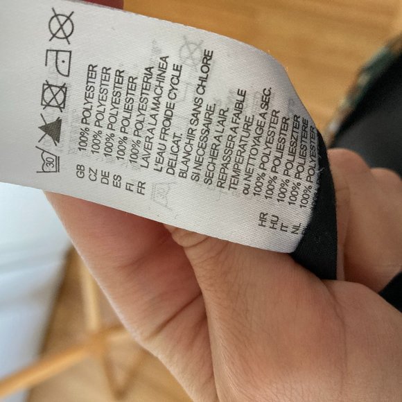 Mini skirt - Picture 2 of 2